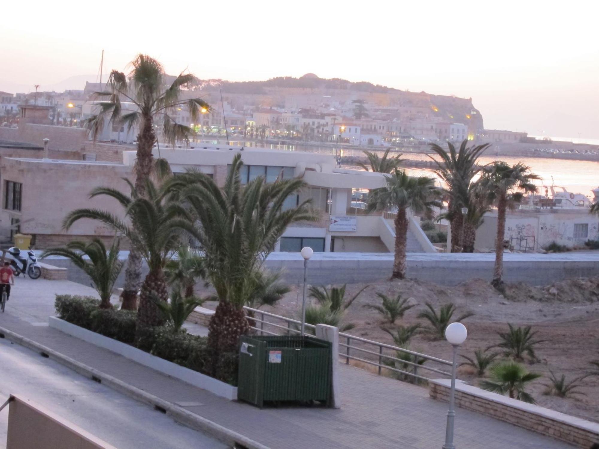 The Sea View Apartments Rethymno Exteriör bild